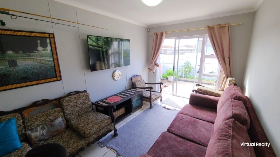 2 Bedroom Property for Sale in Strandfontein Western Cape
